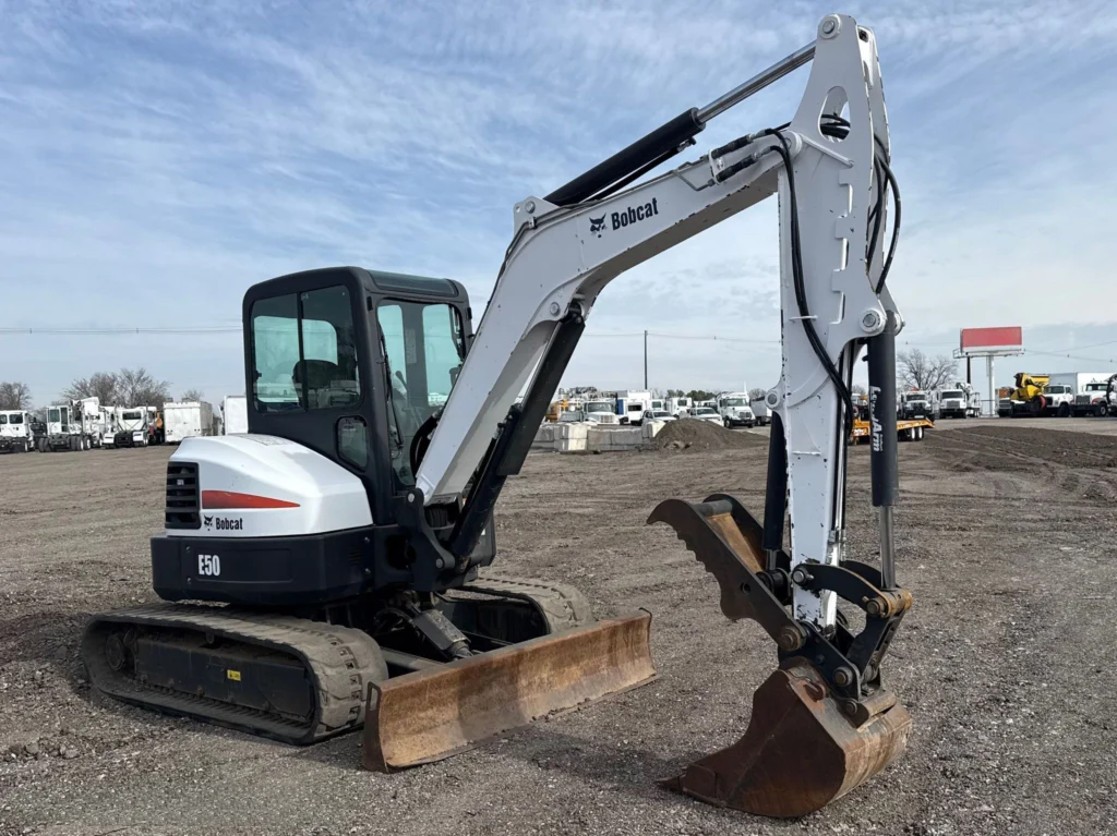 2015 Bobcat E50