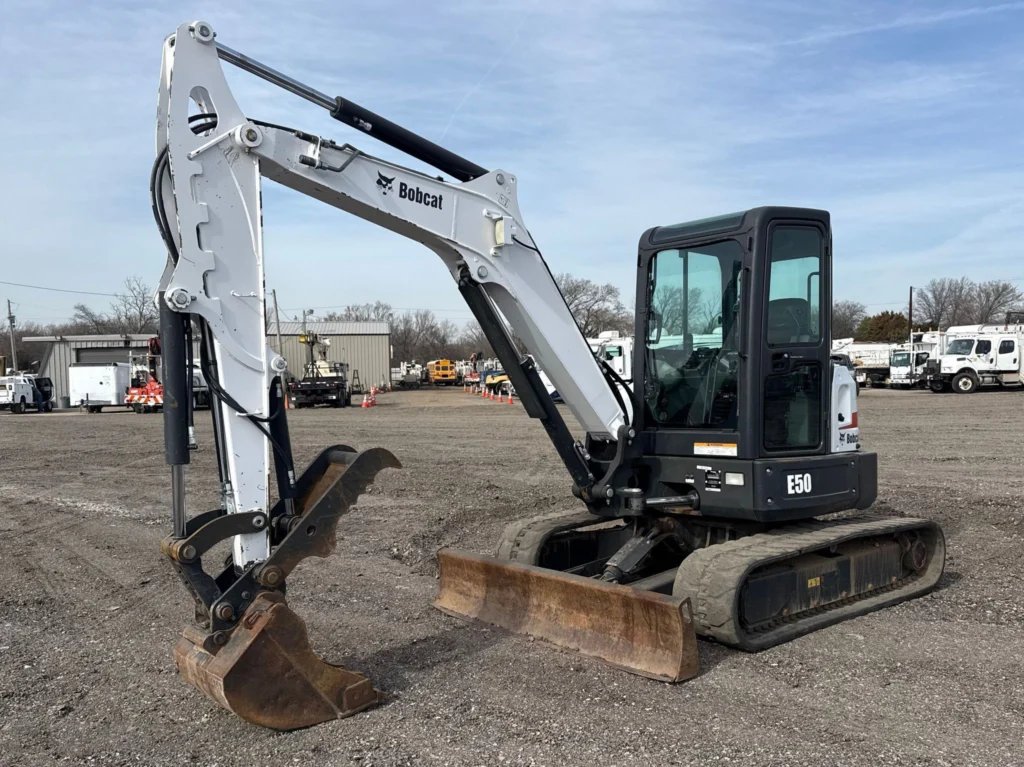 2015 Bobcat E50