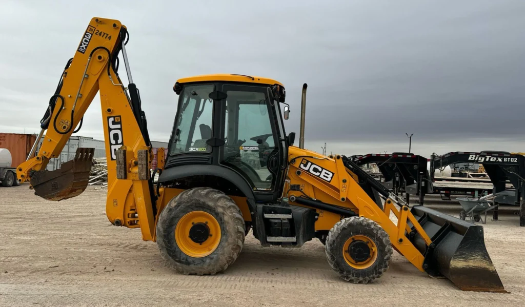 2022 JCB 3CX 15HFCE